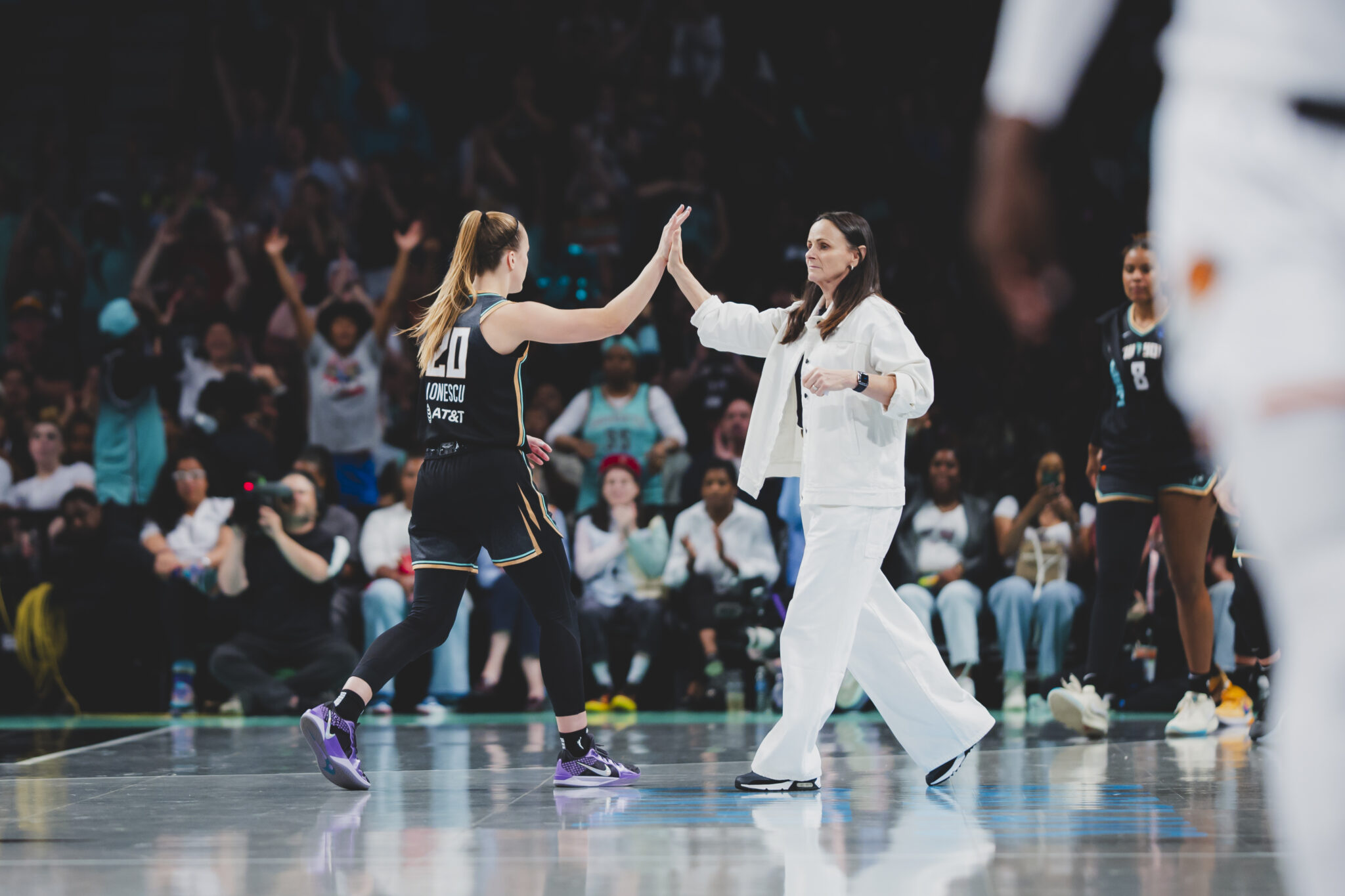 Sabrina Ionescu and Sandy Brondello of the NY Liberty