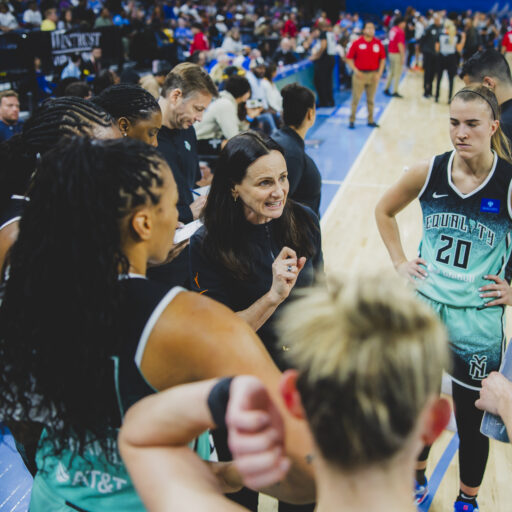 The New York Liberty huddle up